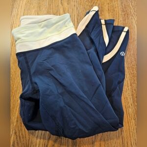 Lululemon Navy and Yellow Crop Athletic Leggings